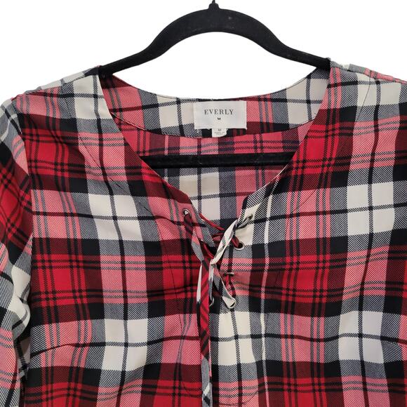 Everly Plaid Red/Cream Lace Up Long Sleeve Split Neck T-Shirt Dress Women Sz M - Picture 2 of 3